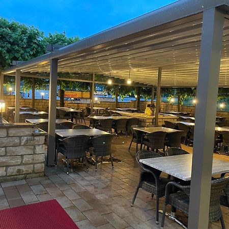 Lightplace • Groessere Gruppen • 4 Einzelzimmer • Boxspring • Smart Tv • Biergarten • Restaurant Braunschweig Eksteriør billede