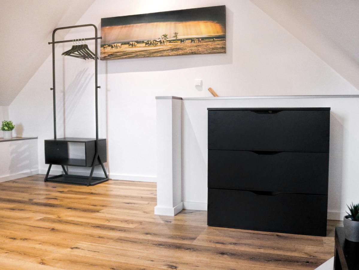 Lightplace • Groessere Gruppen • 4 Einzelzimmer • Boxspring • Smart Tv • Biergarten • Restaurant Braunschweig Eksteriør billede